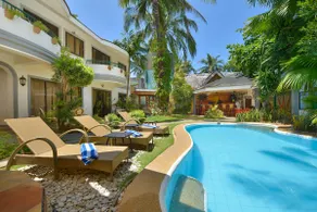 Design Apartment near White Beach with Pool/Bar - Image 2