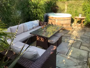 Entire Guest House, Rural Retreat, Stanton Drew - Image 3