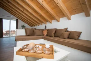 Captain's Attic - Image 4