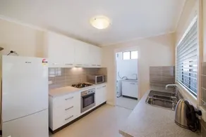 Alice's Cottage - Cessnock, Hunter Valley, Central location - Image 5