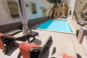 Superb villa 2, inviting pool and spacious outside space.Fully airconditioned. - Image 5