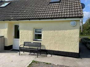 Beautiful Traditional Irish Cottage - Image 5