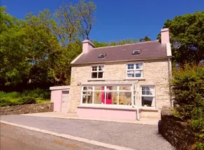 Moymore Cottage - Image 3