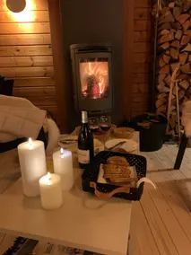 Cozy timber house - Image 5