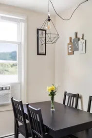 Adorable 2BR steps to WP campus•Free prk•FastWiFi - Image 2