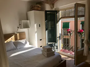 Top-floor apartment in the heart of Girona - Image 2