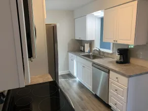 Remodeled Ranch with All New Interiors - Image 2