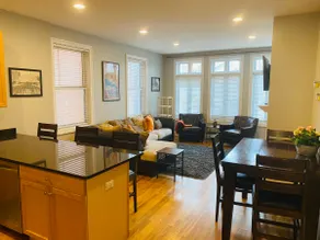 West Loop 2br w gym pool nr Fulton Market CHI-931 - Image 4