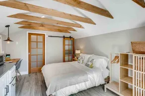 Finch Studio Cottage in Montavilla, Italy - Image 3