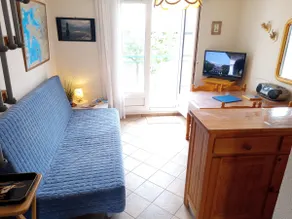 Cozy Duplex 100 m from the Beach - Image 4