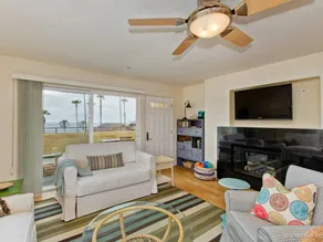 VUES SUR L'OCÉAN !!!! Penthouse situé en face de la plage !! - Image 3