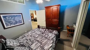 Entire Guest Suite: 2bed, kitchen, big living area - Image 4