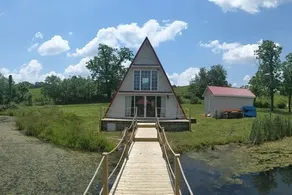 Water side Cozy cabin - Image 3