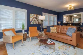 💎1919 Downtown Jewel 💎 W/ basement and office - Image 2
