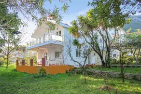 Villa Alge (large villa 40 meters from the sea) - Image 5