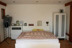 Cozy spacious apartment - Image 3