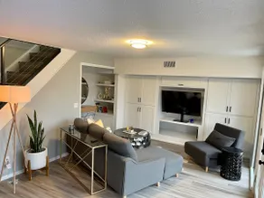 Picturesque HOT TUB+game room, +near water - Image 2