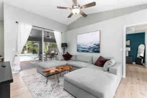3/2 minutes from the beach/ with pool and yard - Image 5