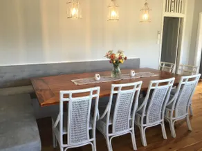Renovated Queenslander with a pool close to town! - Image 5