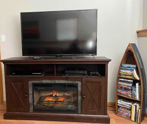 Grizzly Lodge, Spacious, quiet 4 BED & 2 bath - Image 5