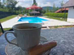 Luxury Home Meri - Image 2