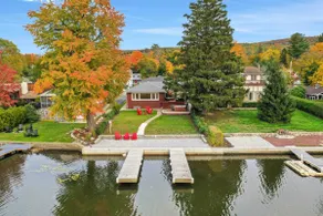 Wake up to this view everyday! Relax lakefront! - Image 3