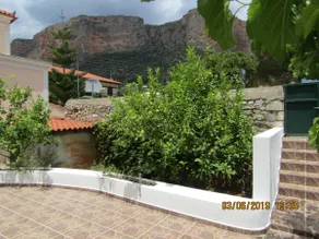 Red Rock & Sea House - Image 5