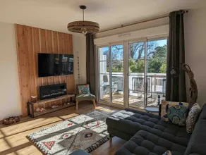 Beautiful 2-bedroom, 1-bathroom, 50 m from the Bay - Image 2