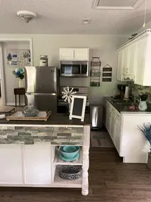 “Peaceful Retreat” 2 BR/ 1 Bath Bungalow. Sleeps 6 - Image 4