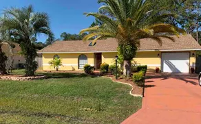 Heated Pool home 3/2 fenced yard close to beach - Image 2