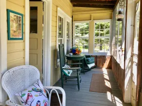 Lady Bug-Quaint Caroga Cottage-100 Steps to Lake! - Image 3