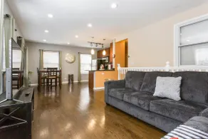 Magnificent Place & Tons of Space | 3 Bedrooms - Image 4