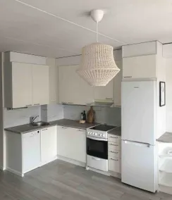 Stylish,Renovated,Sauna,Balcony,Free parking - Image 3