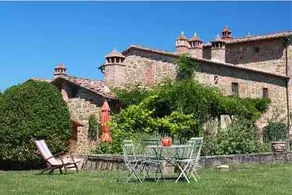 The enchanted garden in Chianti - Image 3