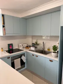 Unit in the heart of Burleigh. 1 night stay avail - Image 5