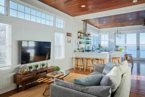 Designer Beach Retreat on Exclusive Cedar Beach - Image 3