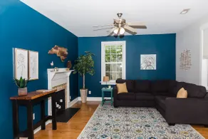 The City Cottage, pet friendly, walk to shops, food & NCSU - Image 2