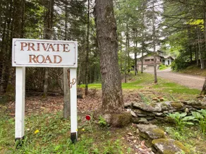 Stratton Mountain Ski Chalet: Hot Tub, Game Room, EV Charger, Kayak & Pond Views - Image 5