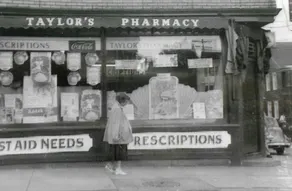 Taylor's Pharmacy Guesthouse - Image 2