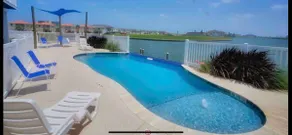 HUGE 4BR/3BA! Pool, Beach & Boat Slip! 4 Car Garage  - Image 5