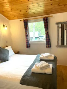 Heather Lodge 4, sleeping 6 - Image 2