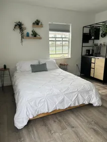 4 Nice and Cozy guest house 4 - Image 2