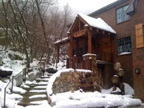 Mountain Retreat Ski+Bike+Hike+ Outdoor Swing Bed - Image 2