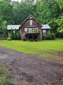 9. secluded 5 br at swan creek - Image 2
