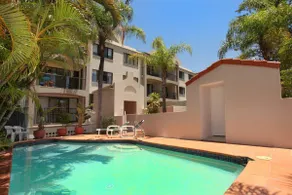 2 Bedroom Apartment with pool and reverse Aircon - Image 4