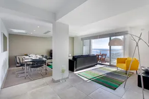 Marvellous Seafront Apartment by Buena Vista - Image 2