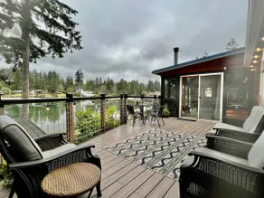 Stretch Island Waterfront Oasis * Sunroom | Tides - Image 4