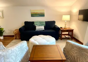 The Carriage House - Image 5