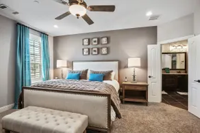 Luxurious Townhouse across from Legacy West - Image 2