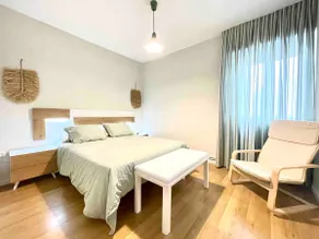 Comfortable and centrally located apartment, ideal for families. - Image 5